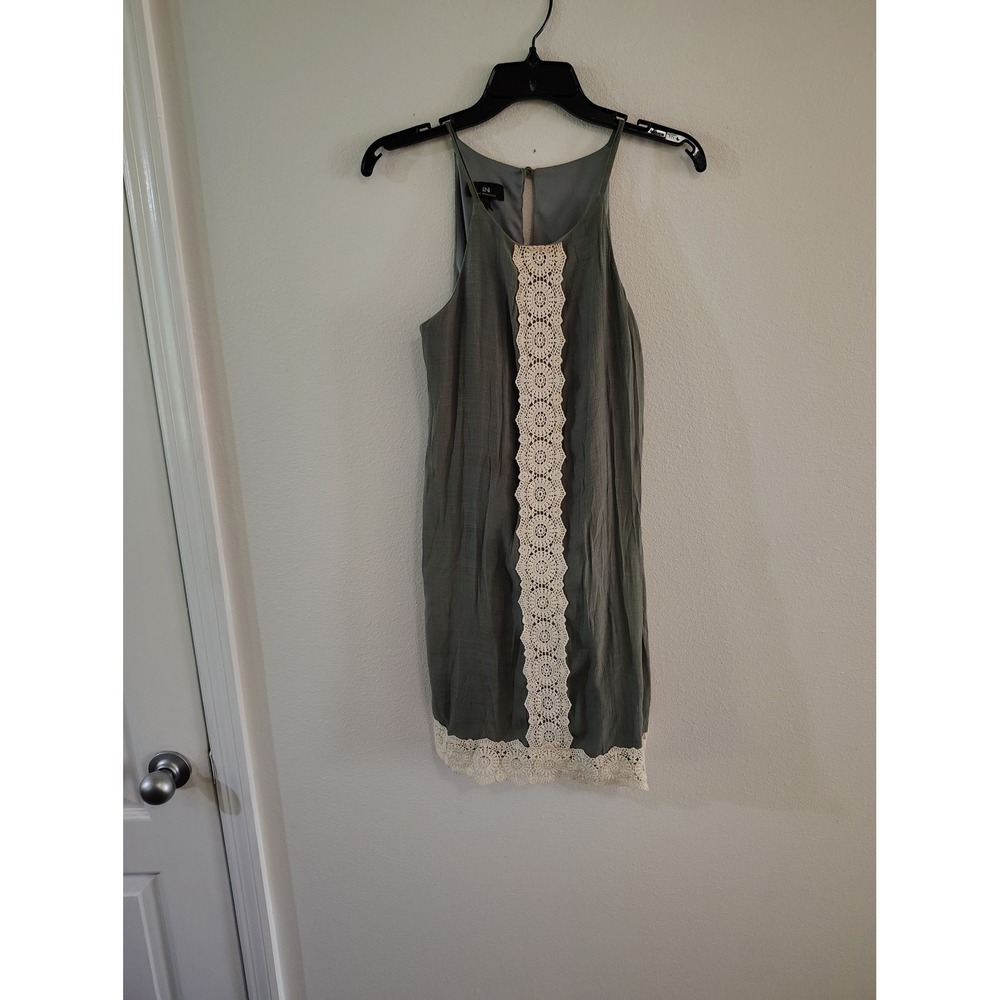 IN San Francisco Sage Green Crochet Lace Trim Halter Shift Mini Dress Womens M